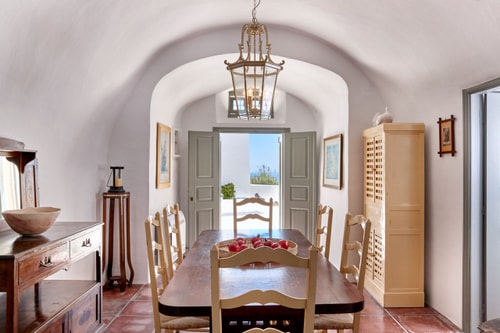 Private villa with sea views and an outdoor jacuzzi 3 My Villa Breaks