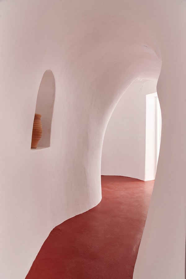 Private villa with sea views and an outdoor jacuzzi 15 My Villa Breaks