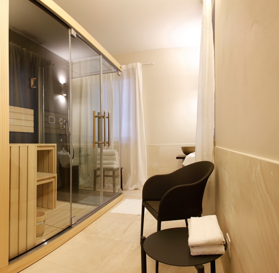 Villa Dahna - Lakeside villa with heated pool 17 Italian Breaks