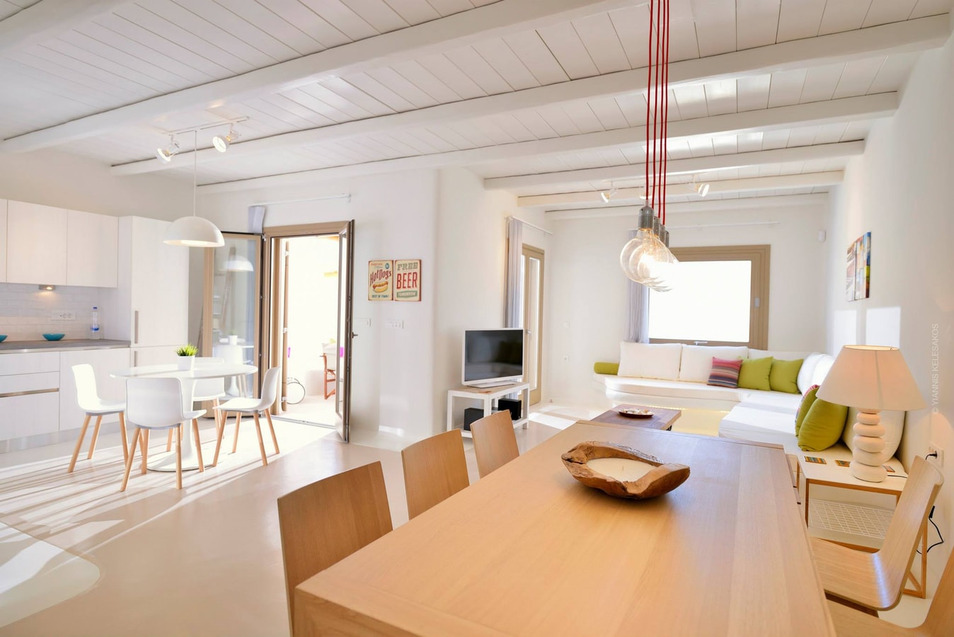 Luxury modern villa with swimming pool in Mykonos 4 My Villa Breaks