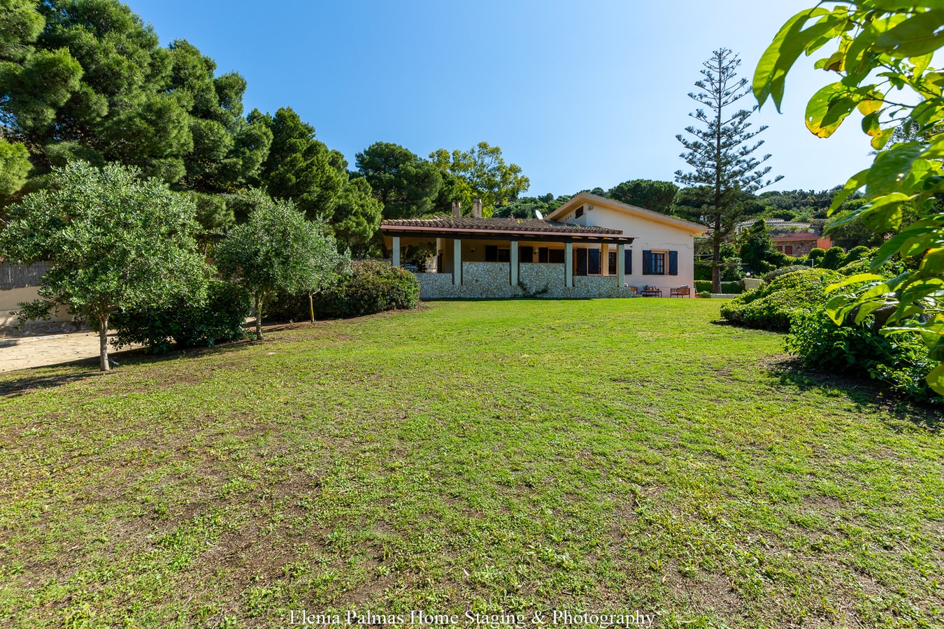 Beautiful private villa near the beach 22 Italian Breaks