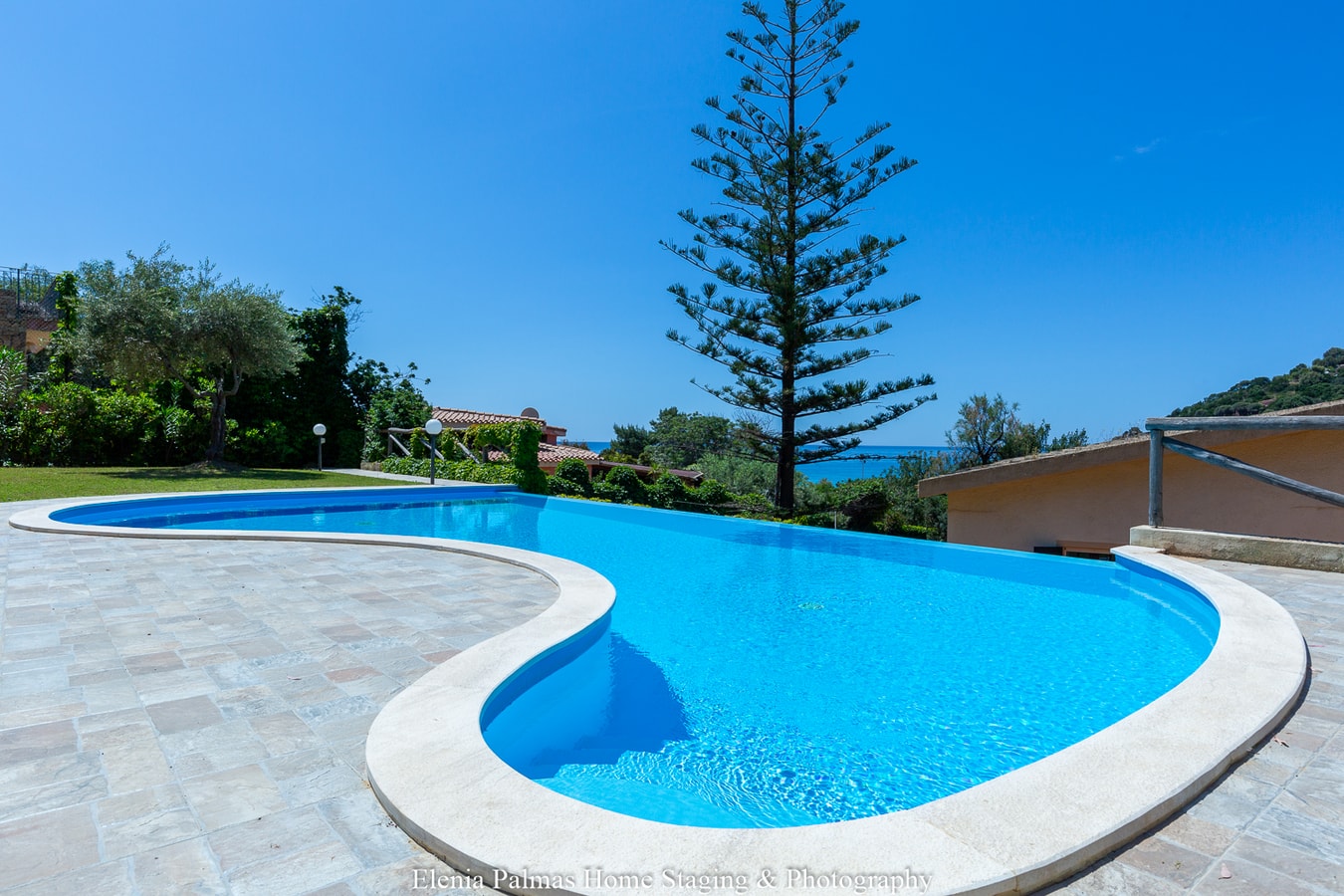 Beautiful private villa near the beach 29 Italian Breaks