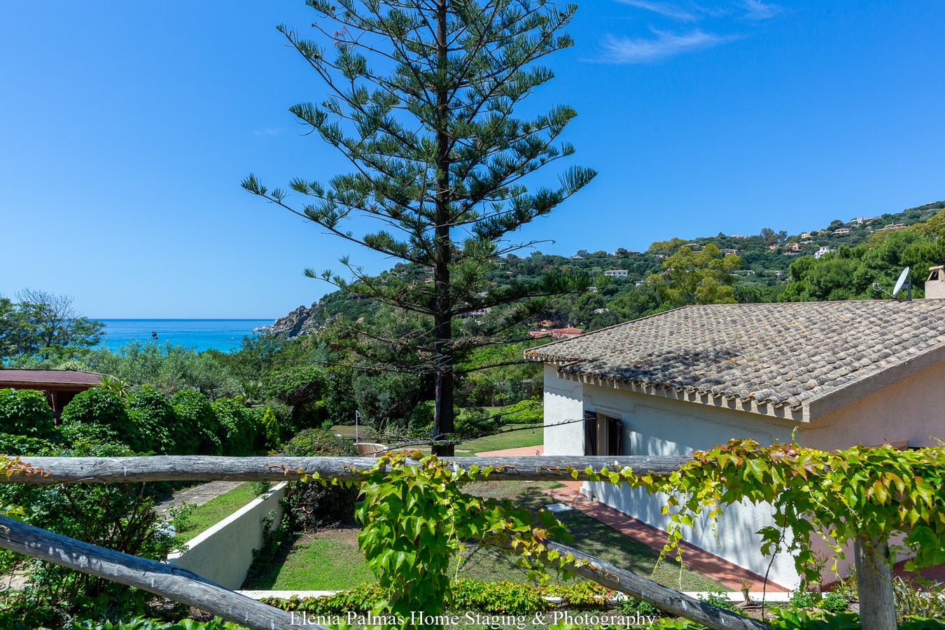 Beautiful private villa near the beach 30 Italian Breaks