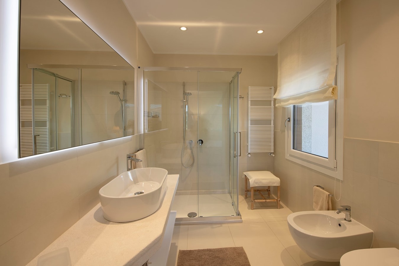 Stunning modern property with sea views 19 Italian Breaks