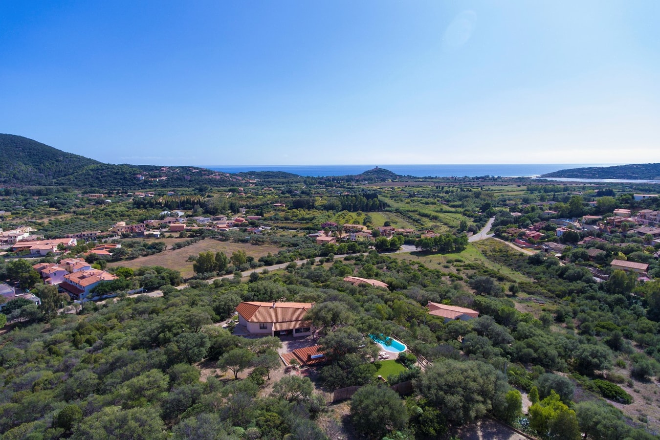 Stunning modern property with sea views 28 Italian Breaks