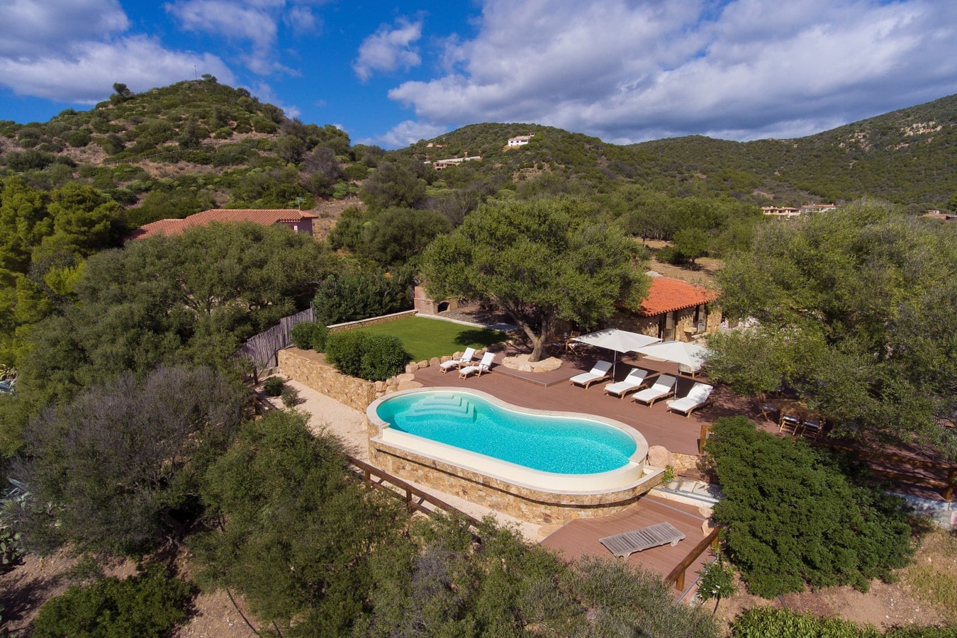 Stunning modern property with sea views 29 Italian Breaks