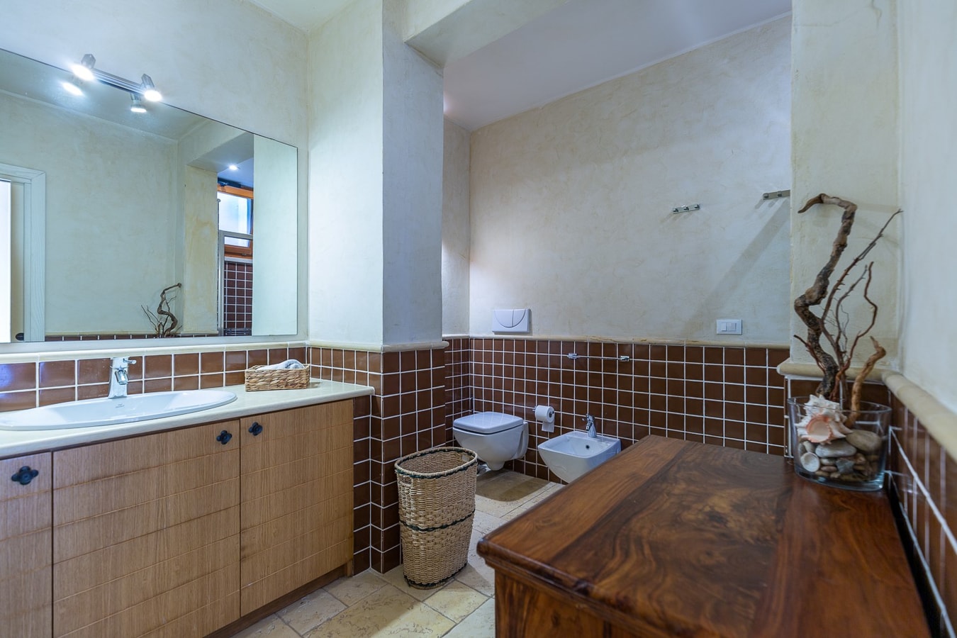 Villa with pool and stunning views 23 Italian Breaks