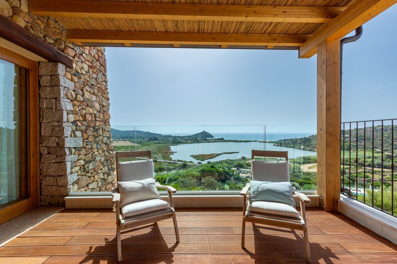 Villa with pool and stunning views 28 Italian Breaks