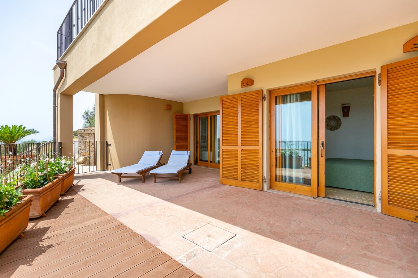 Villa with pool and stunning views 39 Italian Breaks