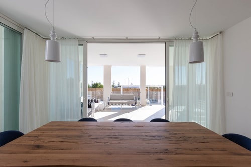 Villa Cecilia Due - Modern property with heated pool 5 Italian Breaks