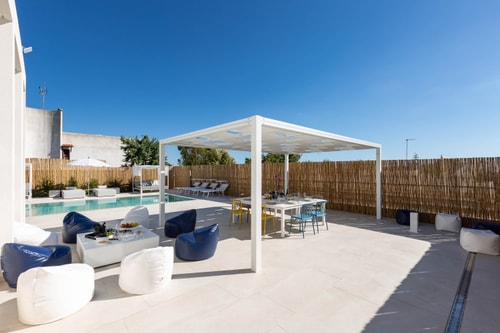 Villa Cecilia Due - Modern property with heated pool 45 Italian Breaks