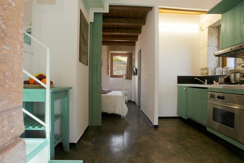 Private villa with pool in the countryside 6 Italian Breaks