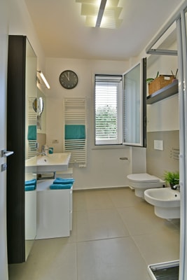 Private villa with private swimming pool 17 Italian Breaks