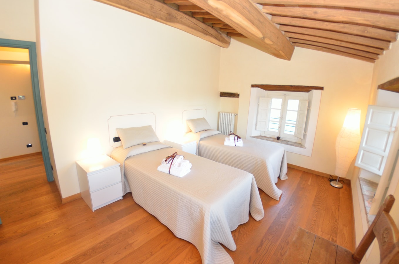Villa Brianna - Private Tuscan villa with pool 16 Italian Breaks