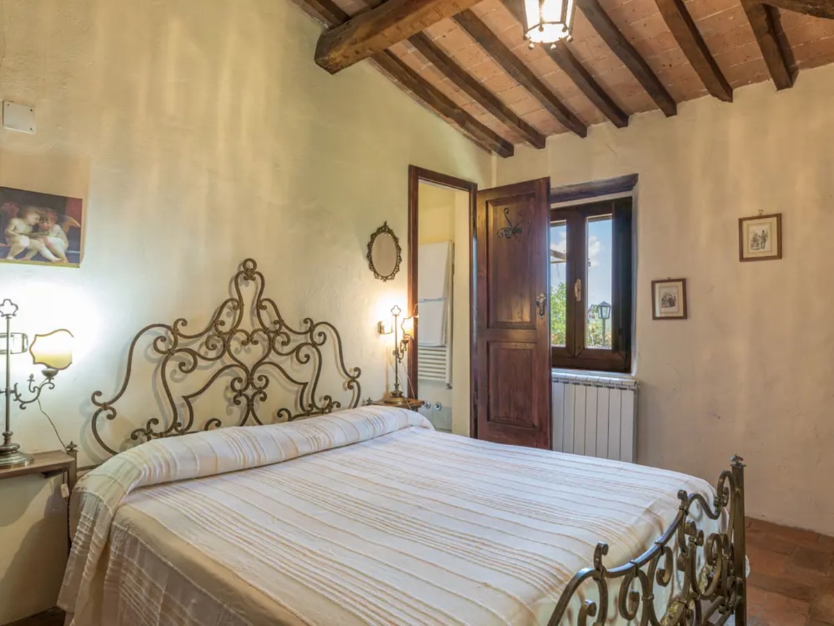 Villa Calisi - Tuscan villa with private pool 18 Italian Breaks
