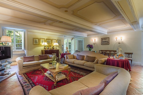 Luxury Villa in Tuscany with Swimming Pool 9 Italian Breaks