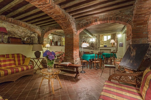 Luxury Villa in Tuscany with Swimming Pool 12 Italian Breaks