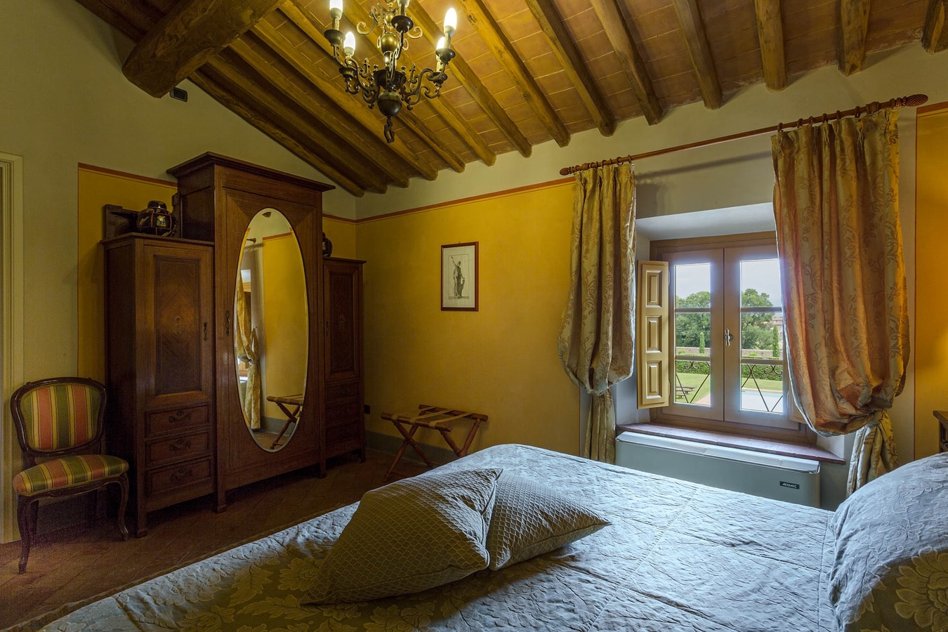 Country Villa with private swimming pool in Tuscany 17 Italian Breaks