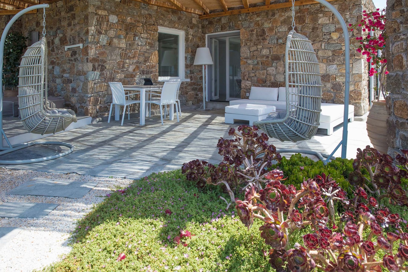 Luxury modern villa with swimming pool in Mykonos 7 My Villa Breaks