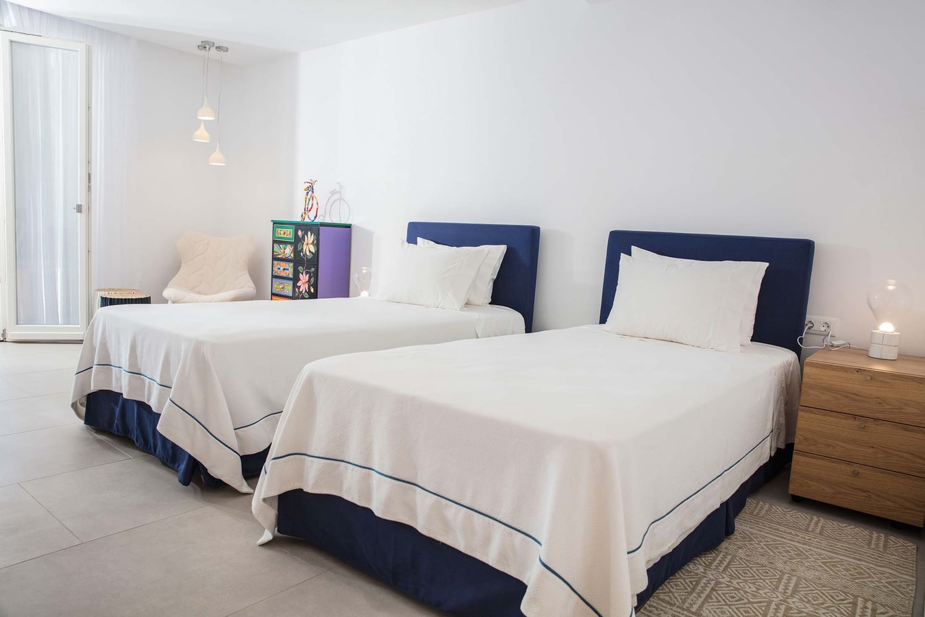 Luxury modern villa with swimming pool in Mykonos 8 My Villa Breaks