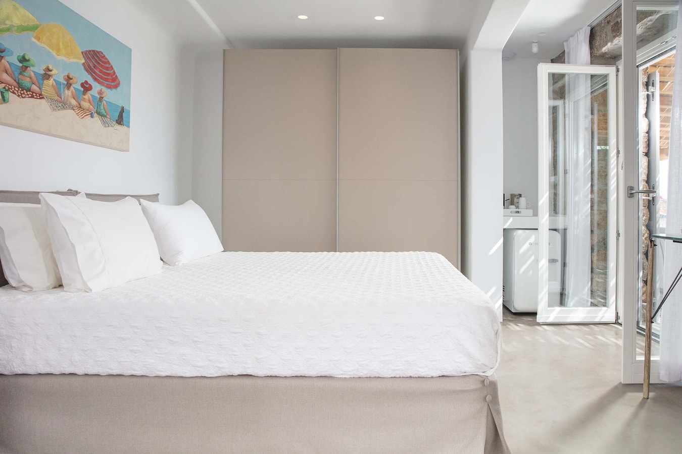 Luxury modern villa with swimming pool in Mykonos 18 My Villa Breaks