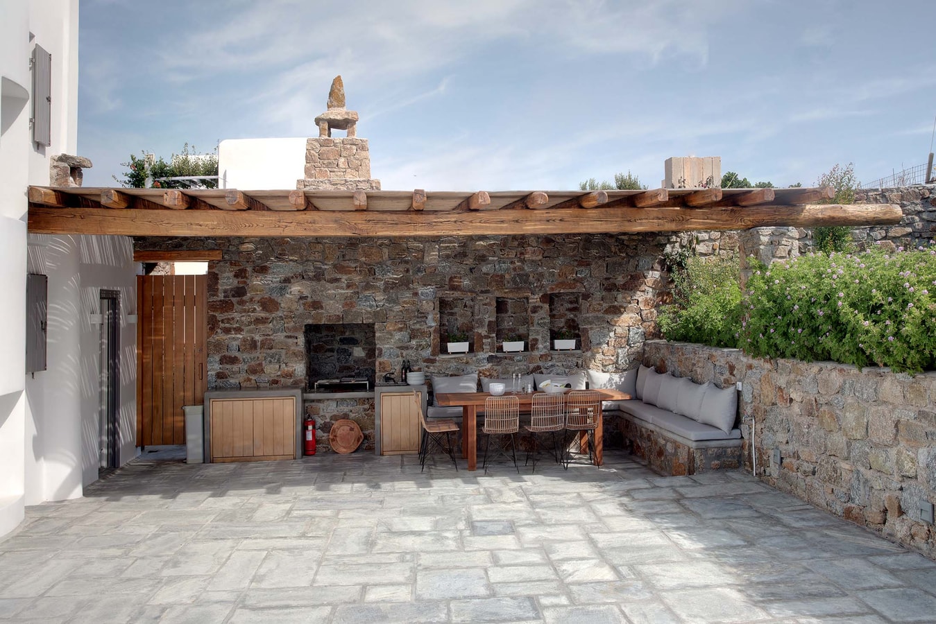 Luxury modern villa with swimming pool in Mykonos 22 My Villa Breaks