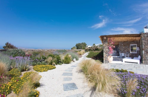 Luxury modern villa with swimming pool in Mykonos 35 My Villa Breaks