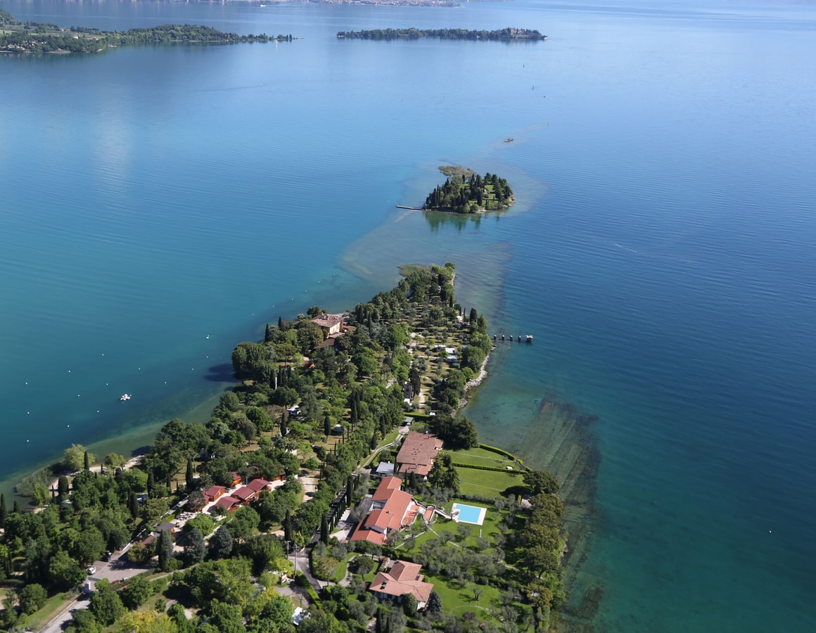 Villa Bobine - Private waterfront villa with pool 1 Italian Breaks