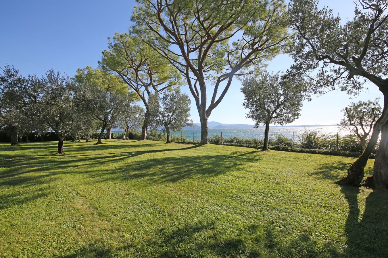 Villa Bobine - Private waterfront villa with pool 26 Italian Breaks