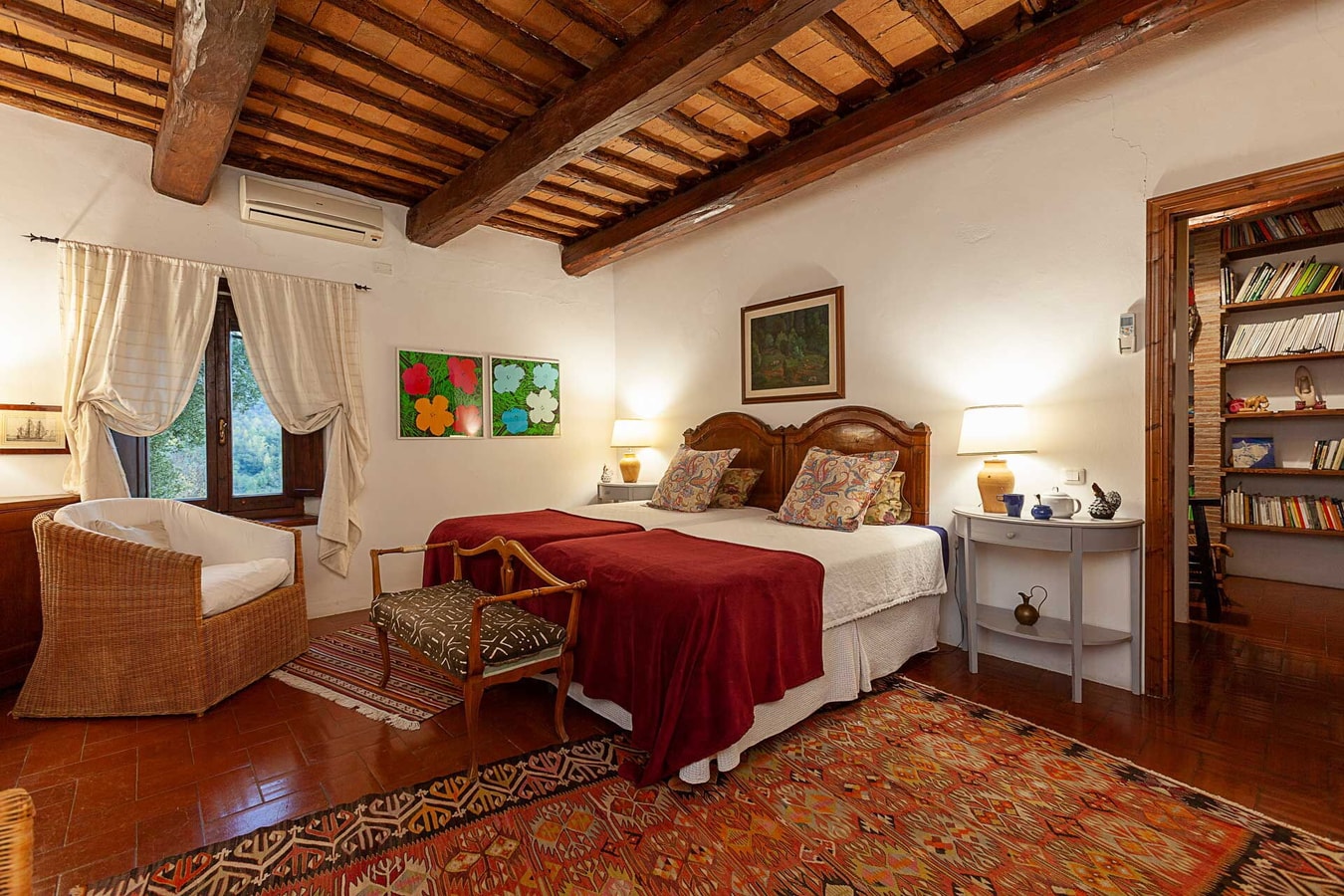 Villa Aymelina - Private villa with pool in Umbria 16 Italian Breaks