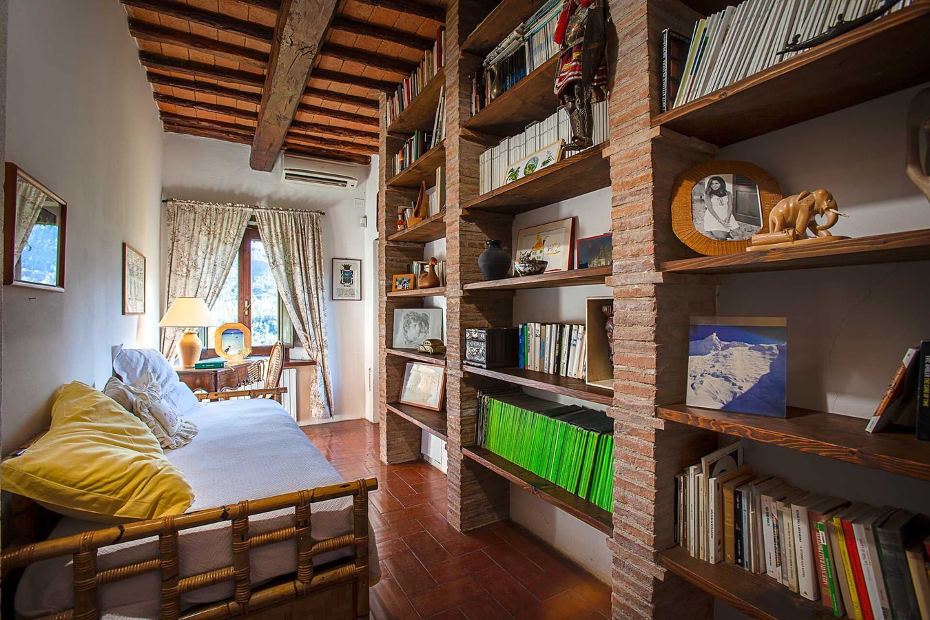Villa Aymelina - Private villa with pool in Umbria 18 Italian Breaks