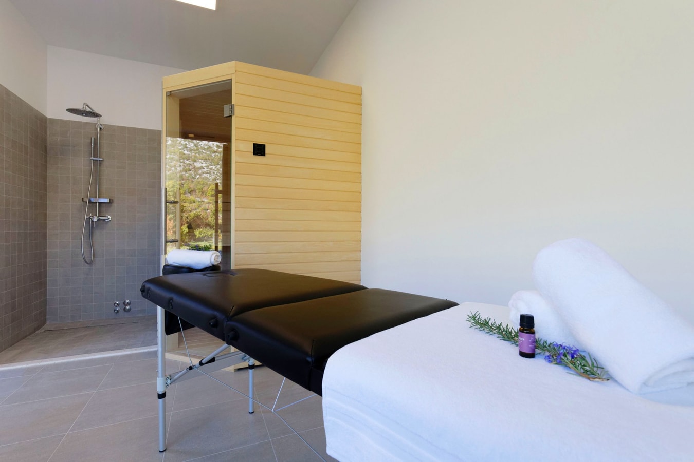 Villa Bozica - Modern villa with pool in Zupa 13 My Villa Breaks