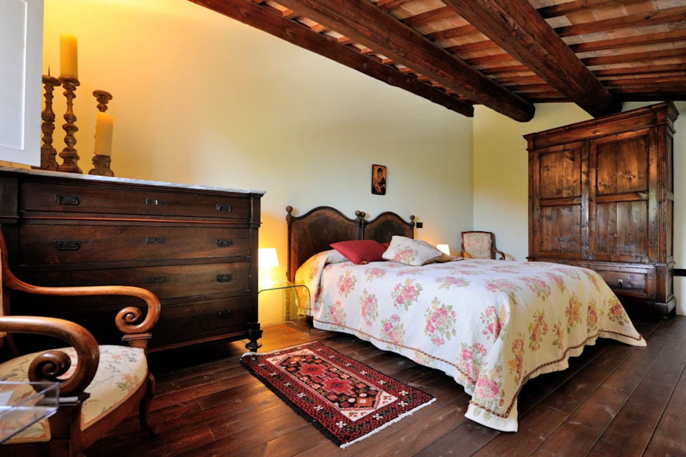 Villa Baci - Large private property with two pools 16 Italian Breaks