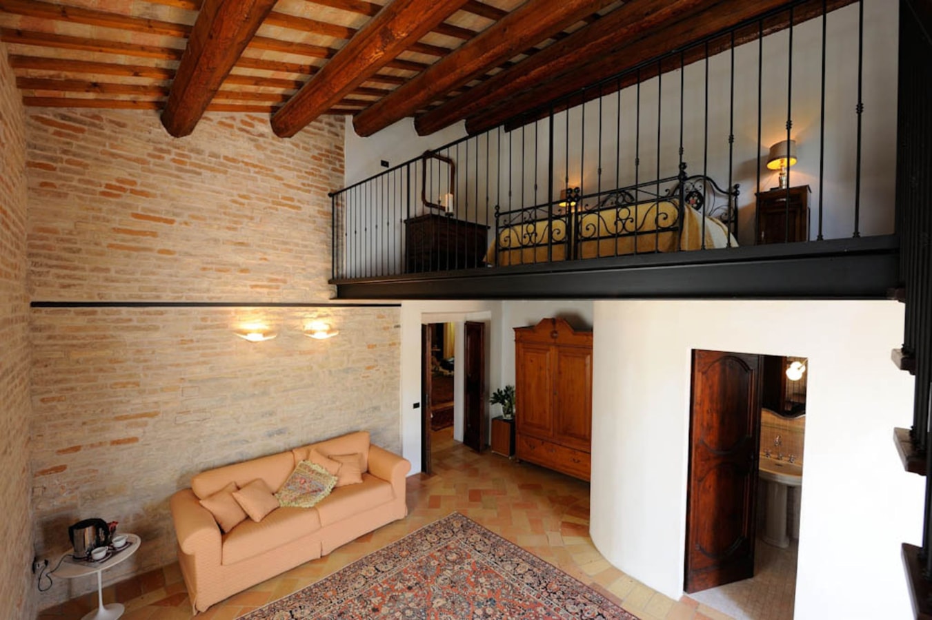 Villa Baci - Large private property with two pools 19 Italian Breaks