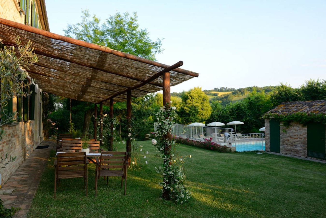 Villa Baci - Large private property with two pools 33 Italian Breaks