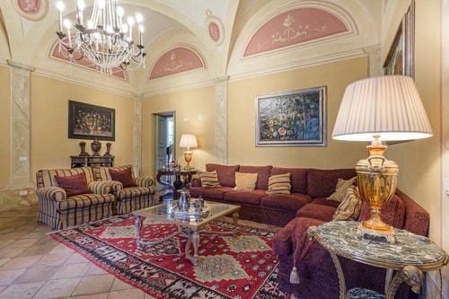 Large Countryside Villa in Tuscany with private pool 4 Italian Breaks