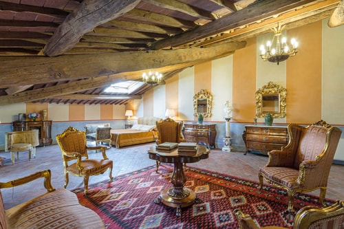 Large Countryside Villa in Tuscany with private pool 38 Italian Breaks