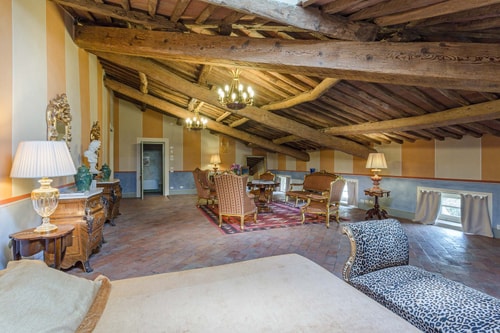 Large Countryside Villa in Tuscany with private pool 40 Italian Breaks