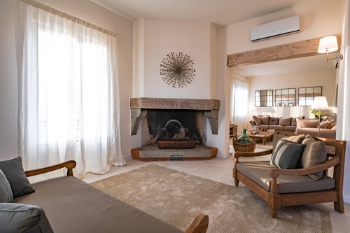 Large Country Villa with Swimming Pool in Tuscany 36 Italian Breaks