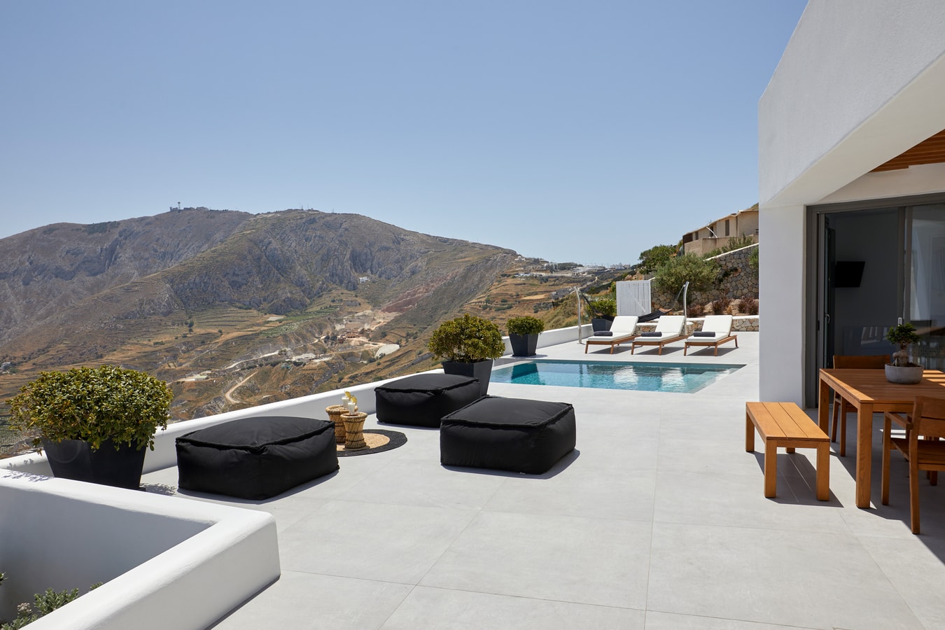 Villa Angeliki - Private villa with pool in Santorini 13 My Villa Breaks