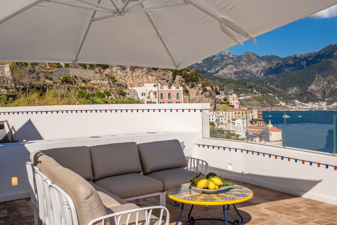 Luxury villa with private pool in Amalfi centre 1 Italian Breaks