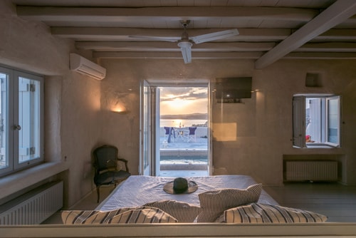 Private villa with swimming pool in Paros 2 My Villa Breaks