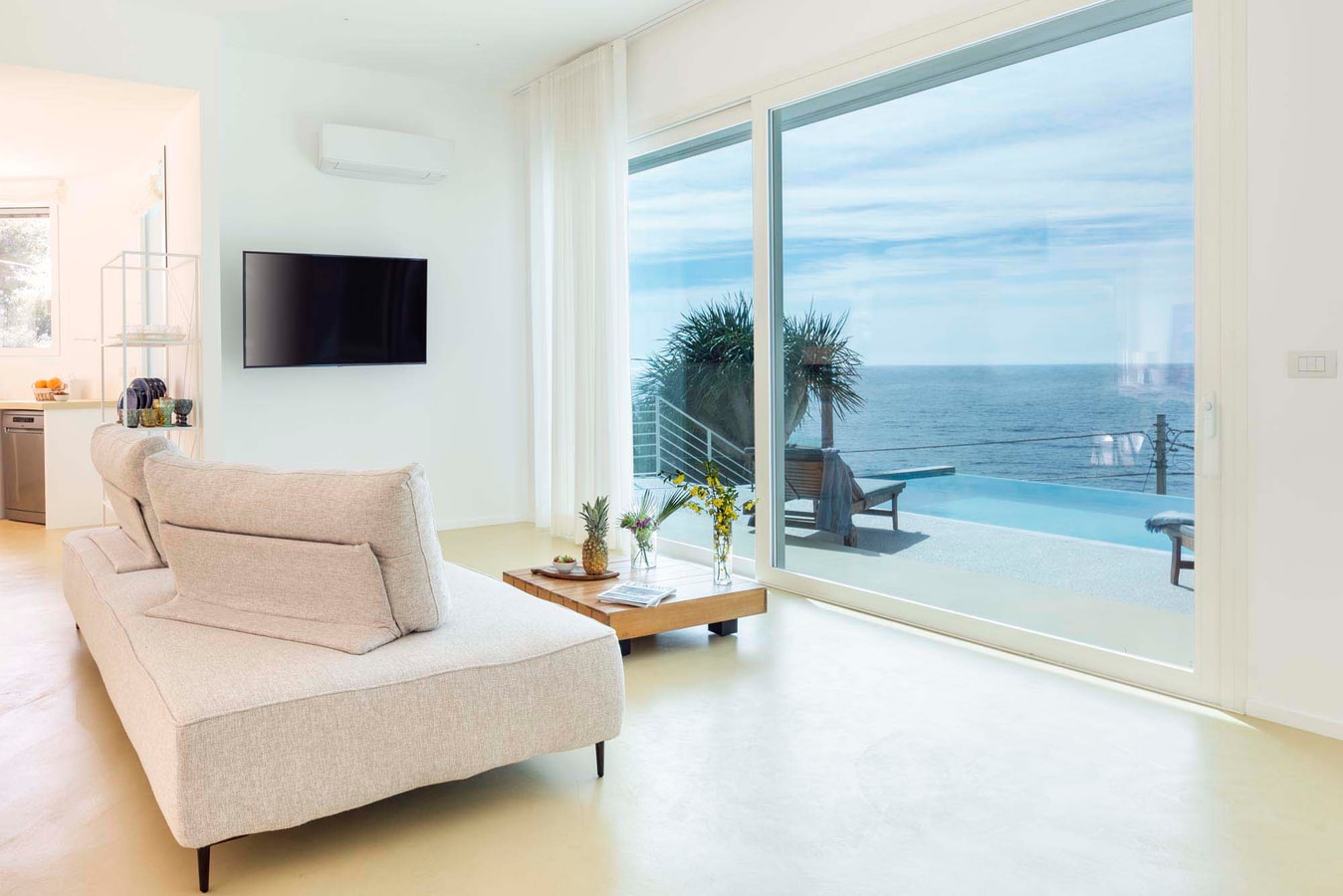 Villa Adriana - with sea access and heated pool 6 Italian Breaks