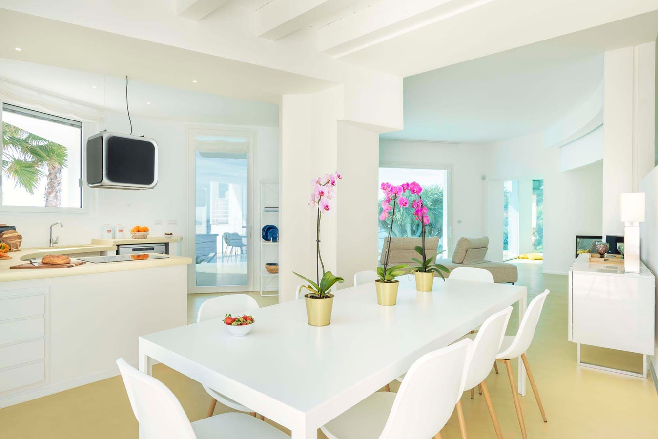Villa Adriana - with sea access and heated pool 8 Italian Breaks