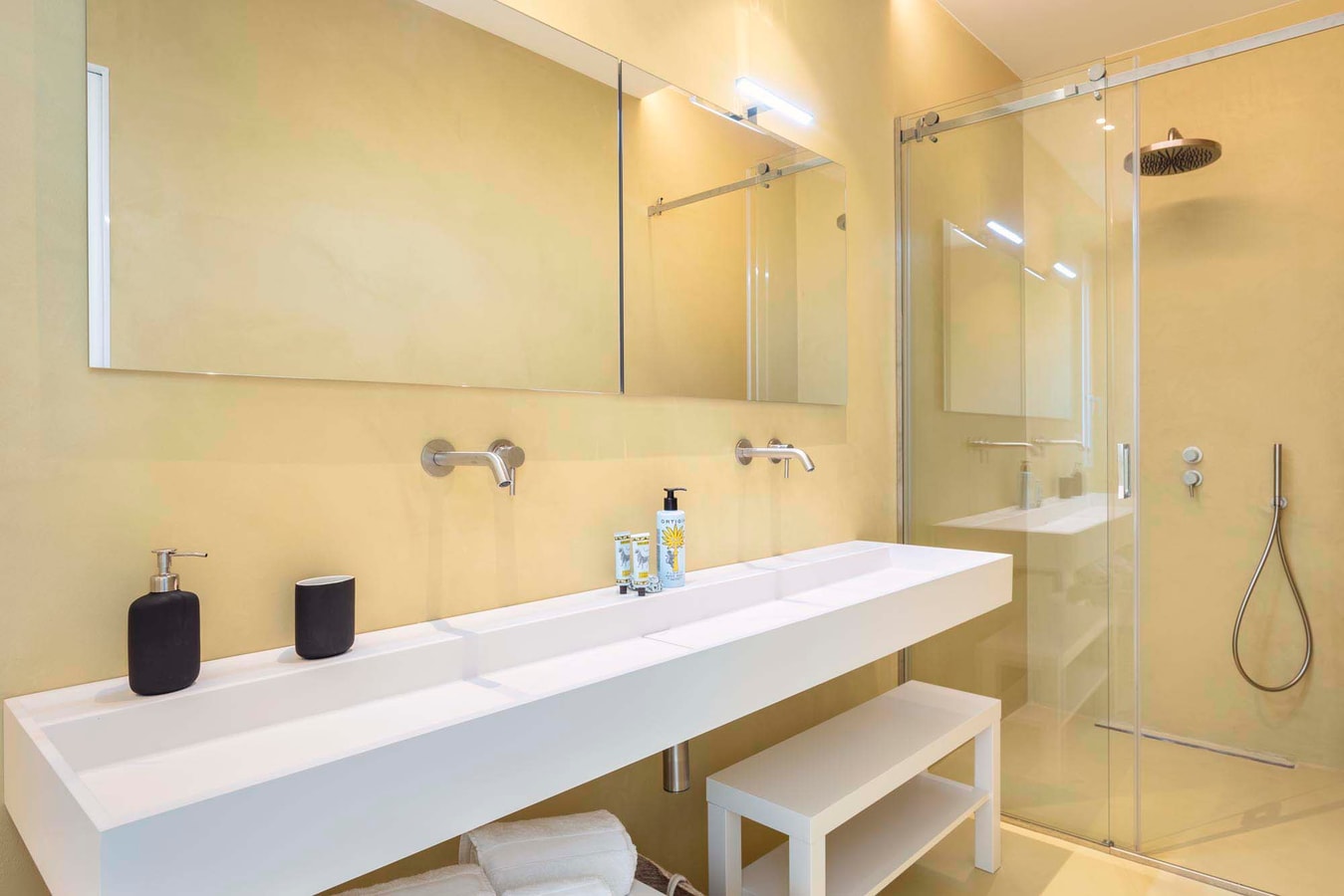 Villa Adriana - with sea access and heated pool 12 Italian Breaks