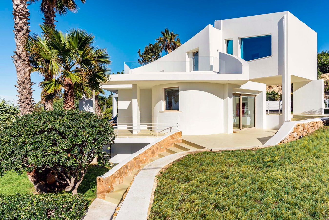 Villa Adriana - with sea access and heated pool 25 Italian Breaks