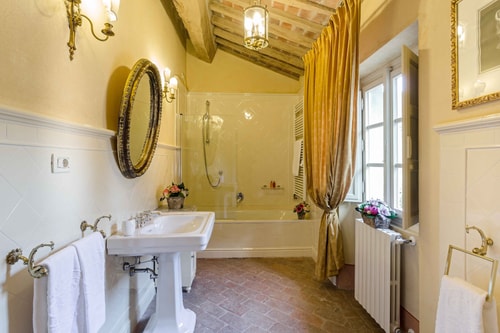 Luxury Villa with Private swimming pool 14 Italian Breaks
