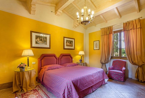 Luxury Villa with Private swimming pool 29 Italian Breaks