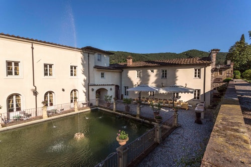 Luxury Villa with Private swimming pool 41 Italian Breaks