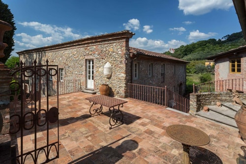 Luxury Villa with Private swimming pool 47 Italian Breaks